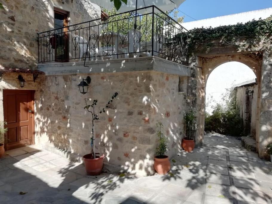 Villa Sofita With Tzakouzi Maroulás Екстериор снимка